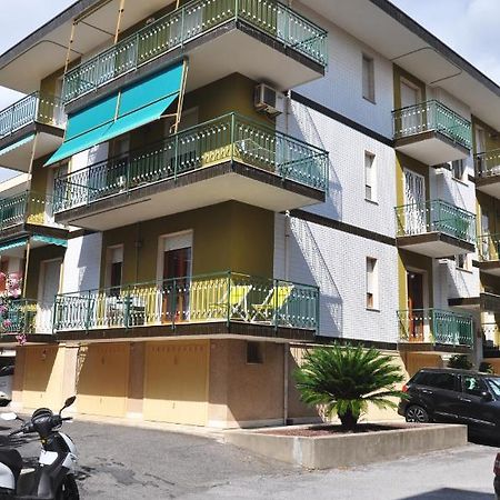 Apartament Viale Repubblica 329 1 Pietra Ligure Zewnętrze zdjęcie